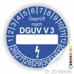 Blauer Prüfaufkleber mit der Aufschrift „Geprüft nach DGUV V3“ und Platz für das Prüfdatum, geeignet für Geräte mit einem Durchmesser von 20-50 mm.