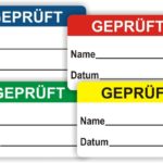 Bunte Prüfaufkleber in Rot, Grün und Gelb mit dem Text "GEPRÜFT" und Platz für Name und Datum. Ideal für Qualitätskontrollen und Dokumentation.
