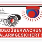 Sicherheitsschild mit Hinweis auf Videoüberwachung und Alarmgesichert, zeigt eine Überwachungskamera und ein Alarmsymbol. Ideal für Unternehmen und private Grundstücke zur Erhöhung der Sicherheit.