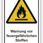 Warnschild für feuergefährliche Stoffe mit einem gelben Dreieck und Flammensymbol, das auf potenzielle Brandgefahr hinweist.