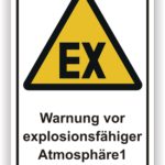 Warnschild mit gelbem Dreieck und schwarzem Text, das auf eine explosionsfähige Atmosphäre hinweist. Ideal für den Einsatz in gefährlichen Bereichen.