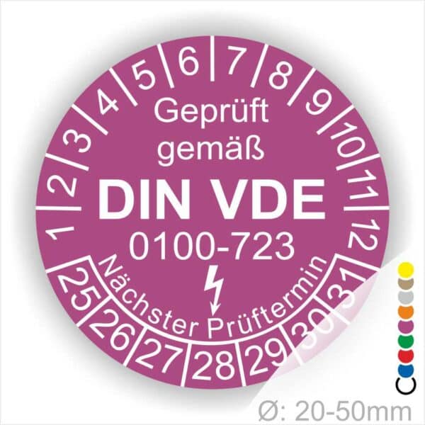 Prüfplaketten rund, Farbe- Lila, Text "Geprüft gemäß VDE 0100-0723" in Weiß danach ein Elektro- Pfeil in Weiß, Startjahr- 25, Monatszahlen Oben und Jahreszahlen Unten in Kreisform. Über den Jahreszahlen Text "Nächster Prüftermin"